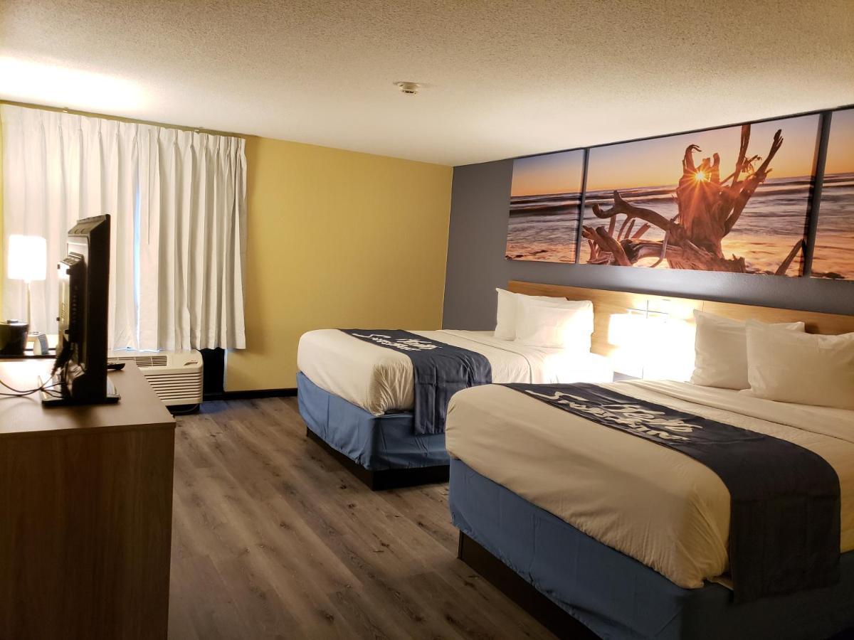 Days Inn & Suites By Wyndham Merrillville Extérieur photo