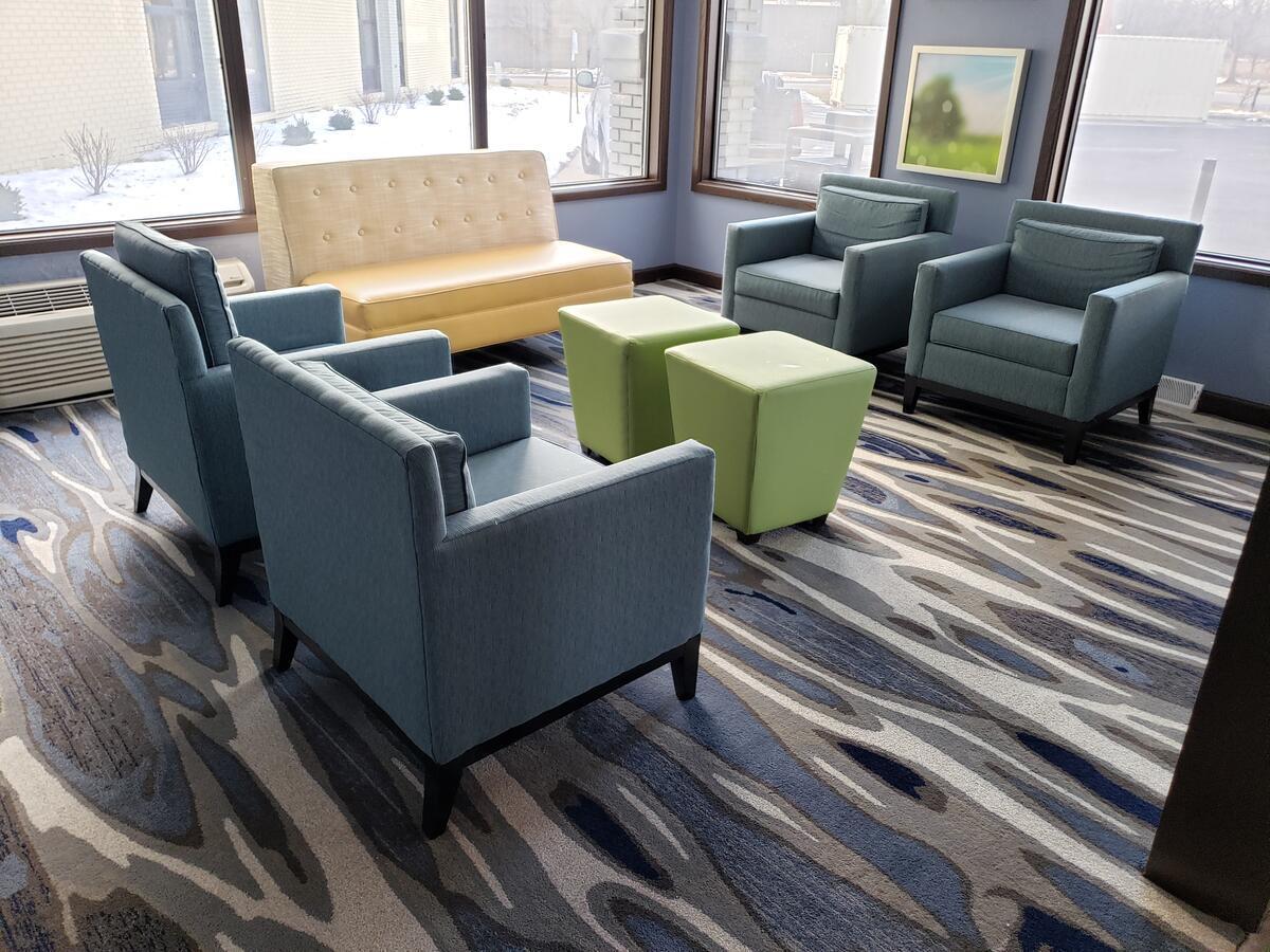 Days Inn & Suites By Wyndham Merrillville Extérieur photo