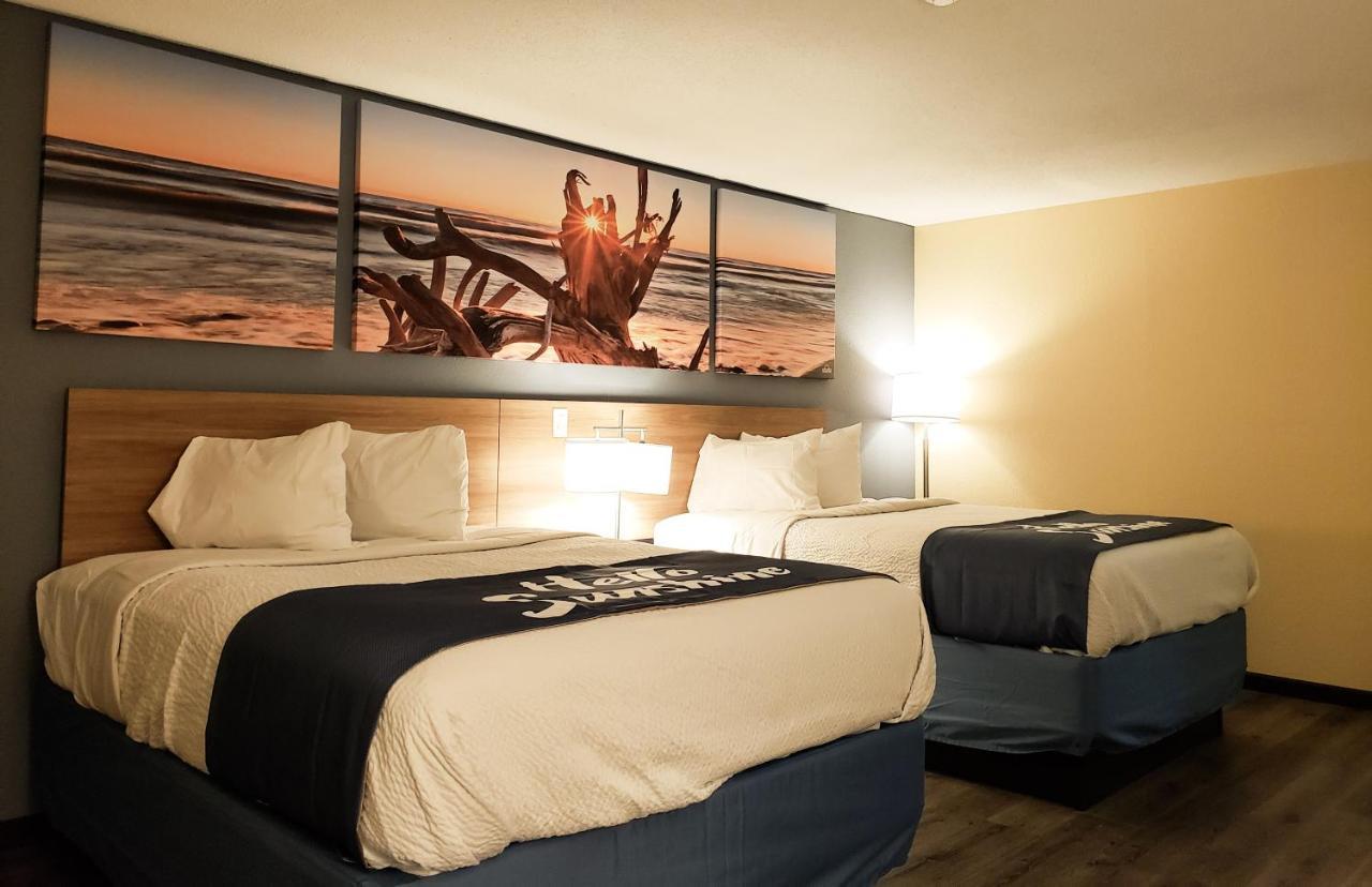 Days Inn & Suites By Wyndham Merrillville Extérieur photo